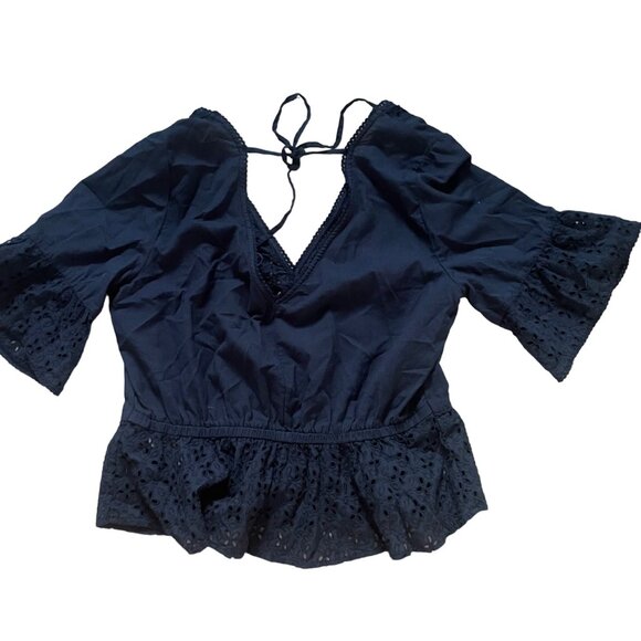 Abercrombie & Fitch Womens Medium Black Eyelet Lace V-Neck Blouse With 3/4 Sleev - Picture 8 of 8
